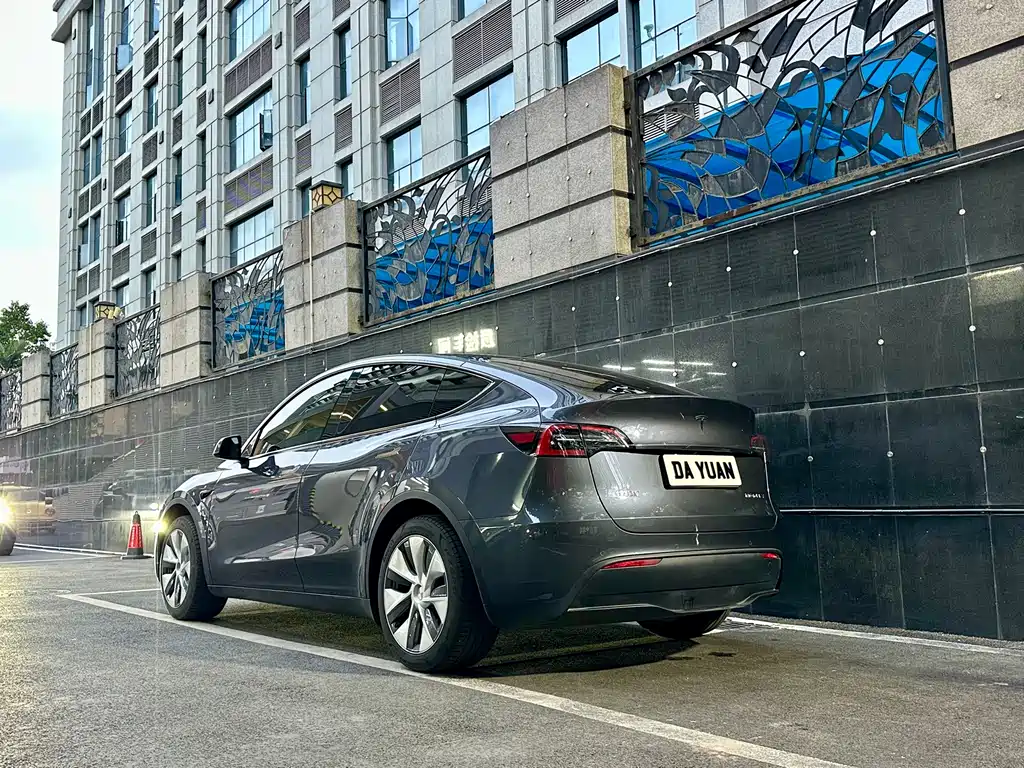 Model Y 2022 facelift rear-wheel drive version купить на сайте DeffCars