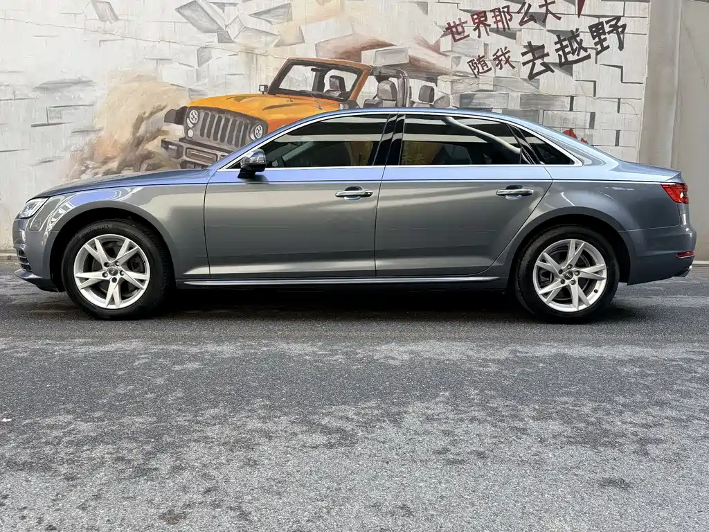 Audi A4L 2018 30th Anniversary Model 40 TFSI Enterprising купить на сайте DeffCars