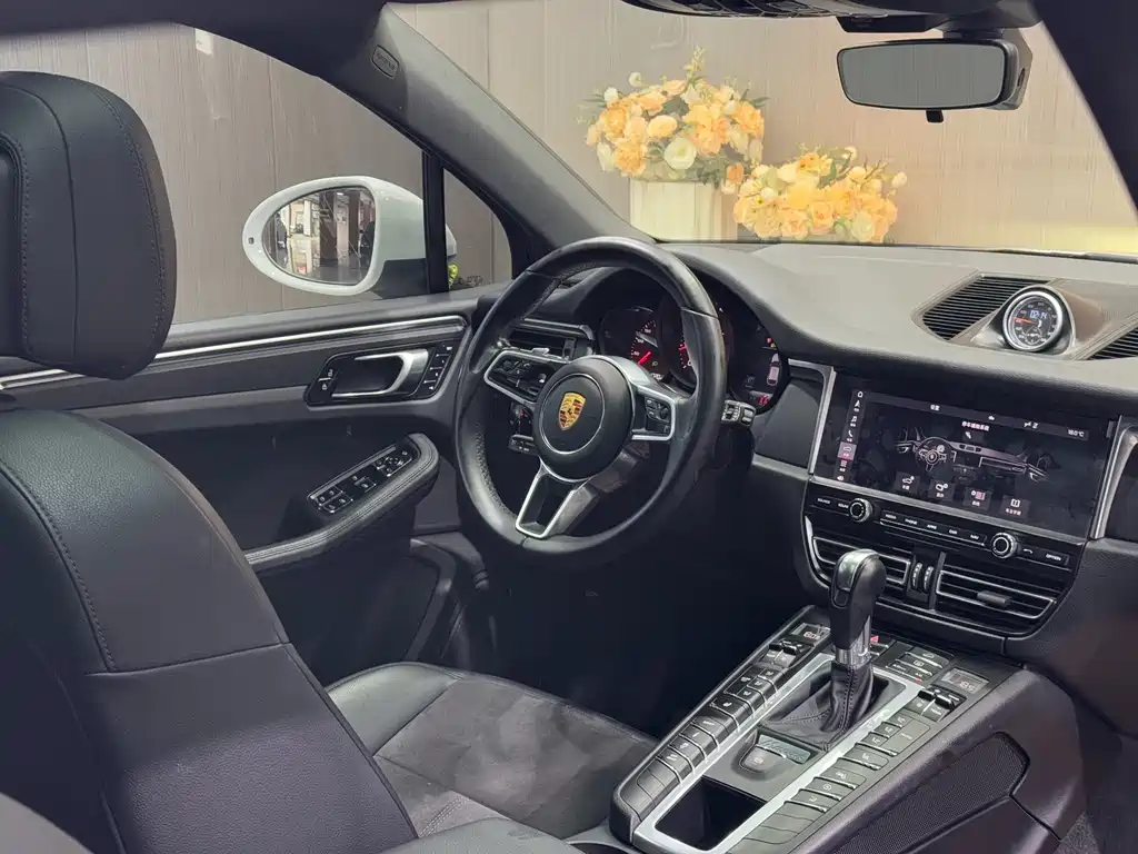 Macan 2021 Macan 2.0T купить на сайте DeffCars