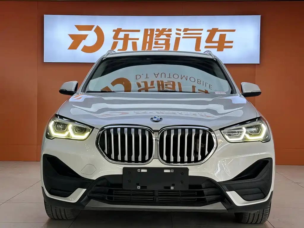 BMW X1 2020 sDrive25Li Leading Model купить на сайте DeffCars
