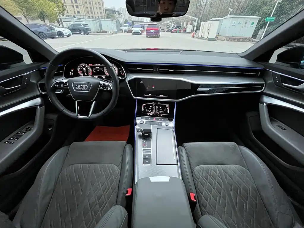 Audi A6L 2021 45 TFSI Premium Dynamic Model купить на сайте DeffCars