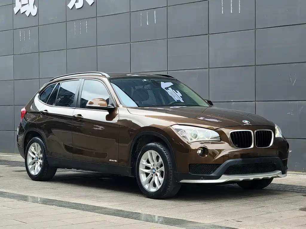 BMW X1 2014 sDrive18i leading model купить на сайте DeffCars