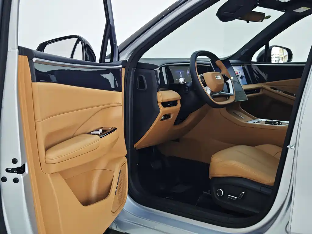 Galaxy L7 2025 EM-i 115km Discovery+ Edition купить на сайте DeffCars