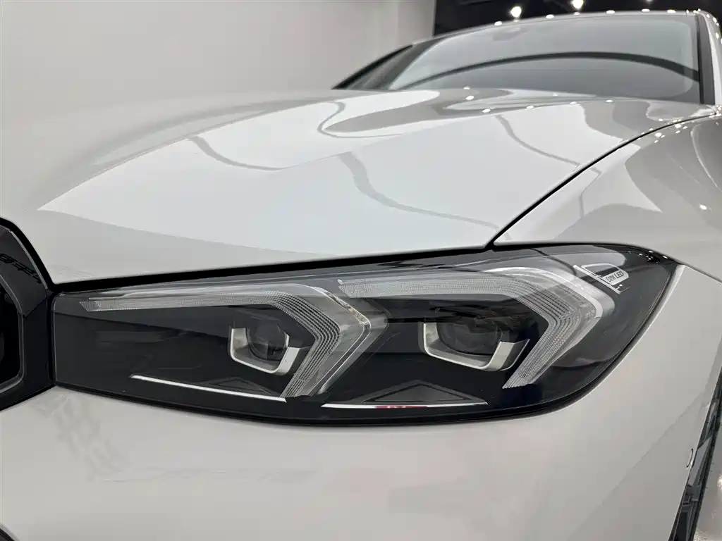 BMW 3 Series 2025 330Li M Sports Night Package купить на сайте DeffCars