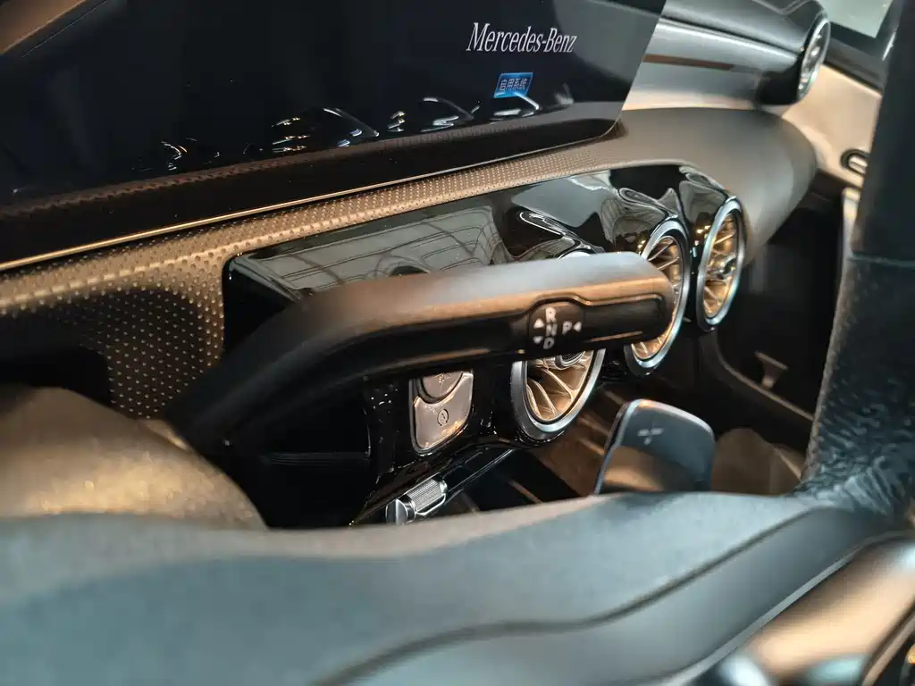 Mercedes-Benz A-Class 2019 A 200 L sports sedan first special edition купить на сайте DeffCars