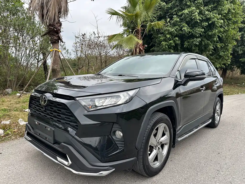 RAV4 Rongfang 2022 2.0L CVT two-wheel drive fashion Plus version купить на сайте DeffCars