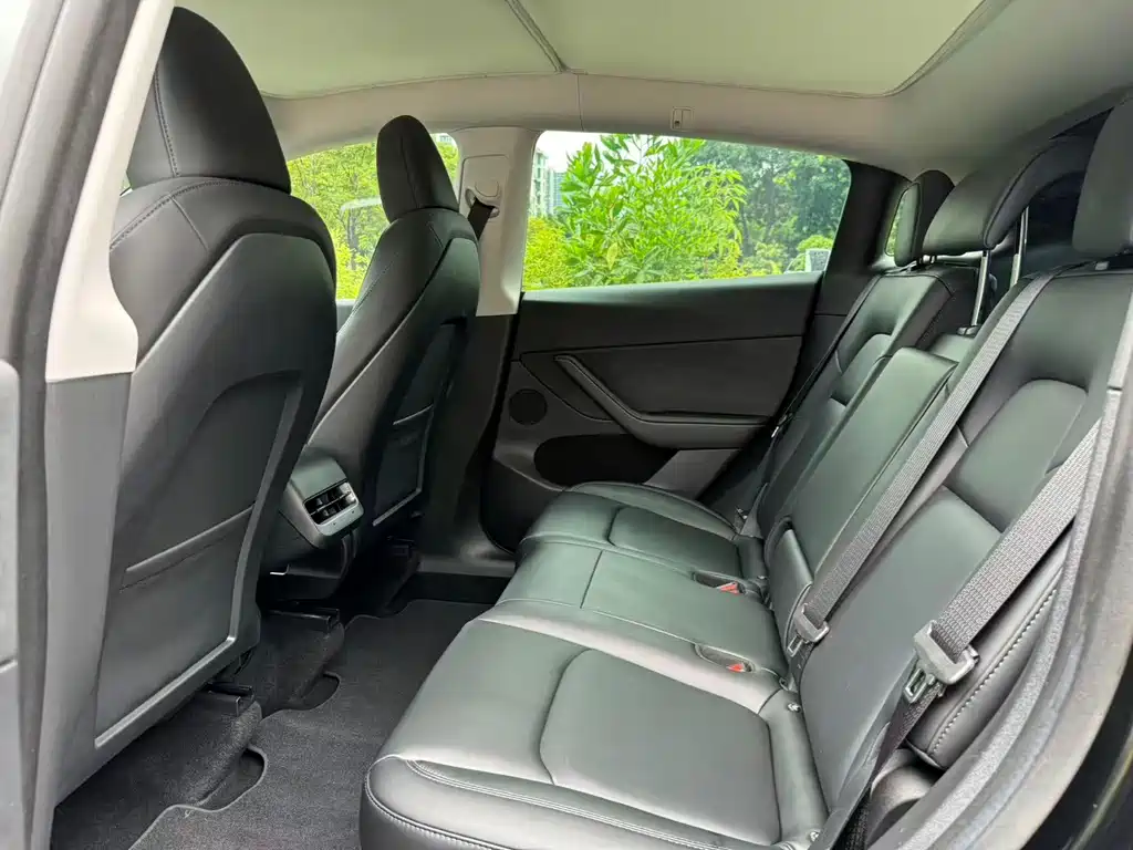 Model Y 2022 facelift rear-wheel drive version купить на сайте DeffCars