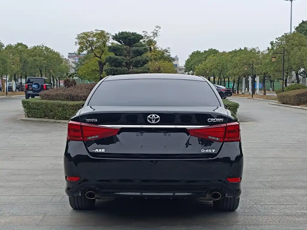 Crown 2018 2.0T Sports Edition купить на сайте DeffCars