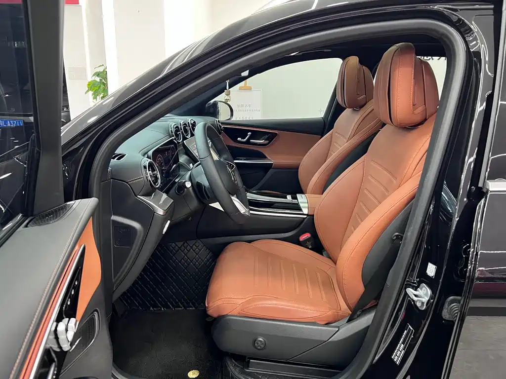 Mercedes-Benz GLC 2024 GLC 260 L 4MATIC Dynamic 5-seater купить на сайте DeffCars