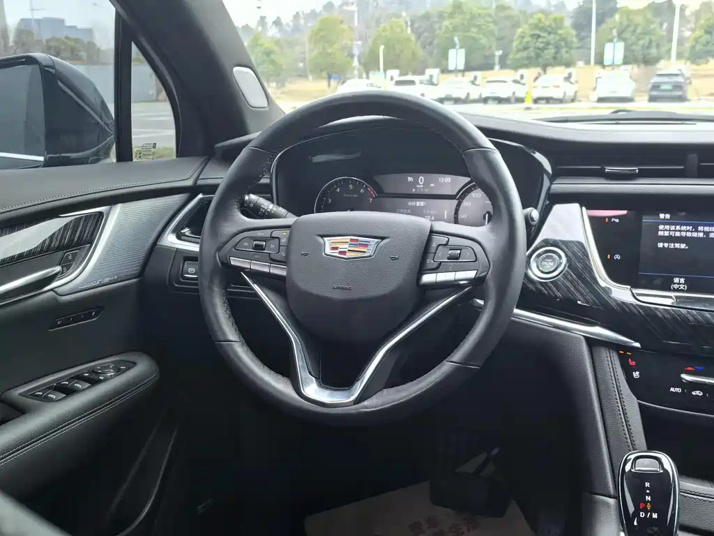 Cadillac XT6 2022 2.0T six-seat four-wheel drive luxury model купить на сайте DeffCars
