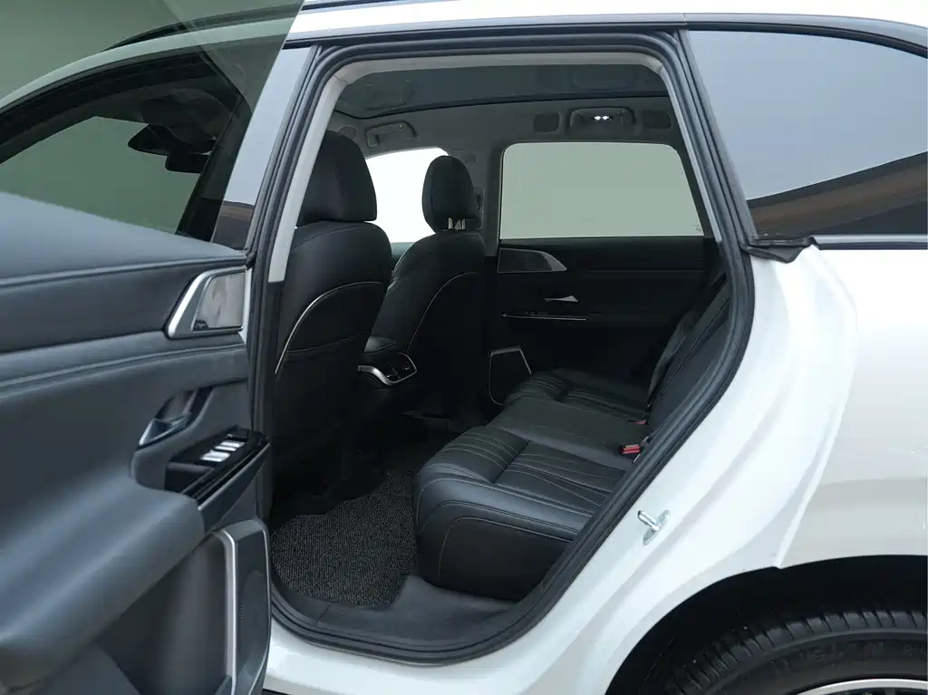 Xpeng G9 2024 570 Max купить на сайте DeffCars