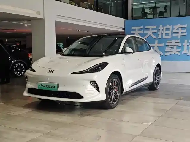 Zhiji LS6 2025 Smart Lizard Driving Edition купить на сайте DeffCars