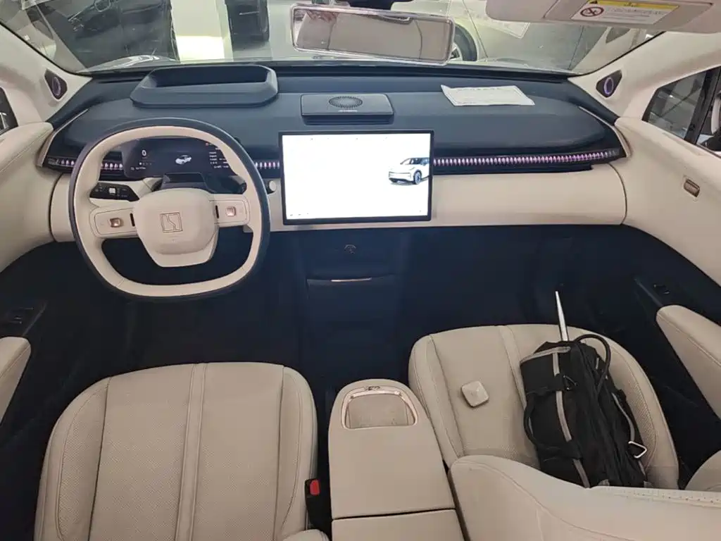 Jikrypton X 2023 four-wheel drive YOU version 5 seats купить на сайте DeffCars