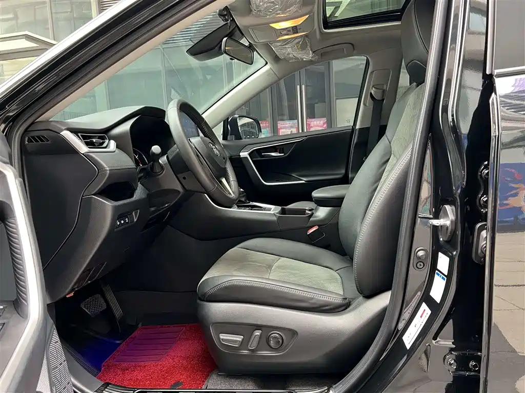 RAV4 Rongfang 2022 2.0L CVT four-wheel drive fashion Plus version купить на сайте DeffCars