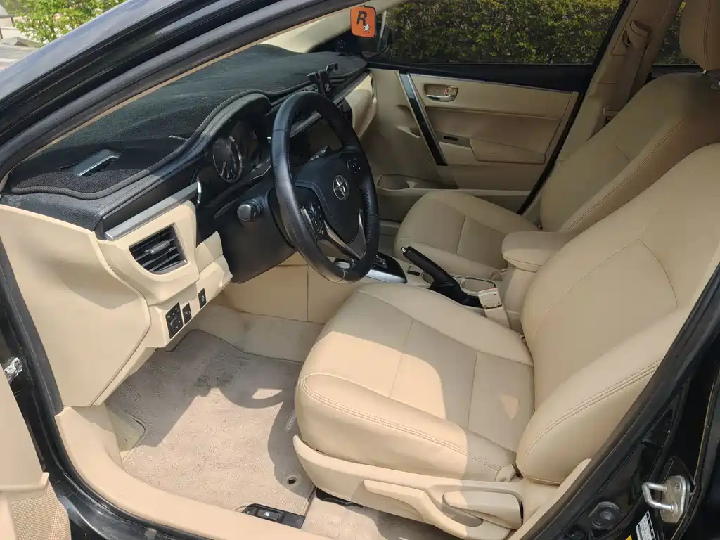 Corolla 2014 1.8L CVT GLX-i купить на сайте DeffCars