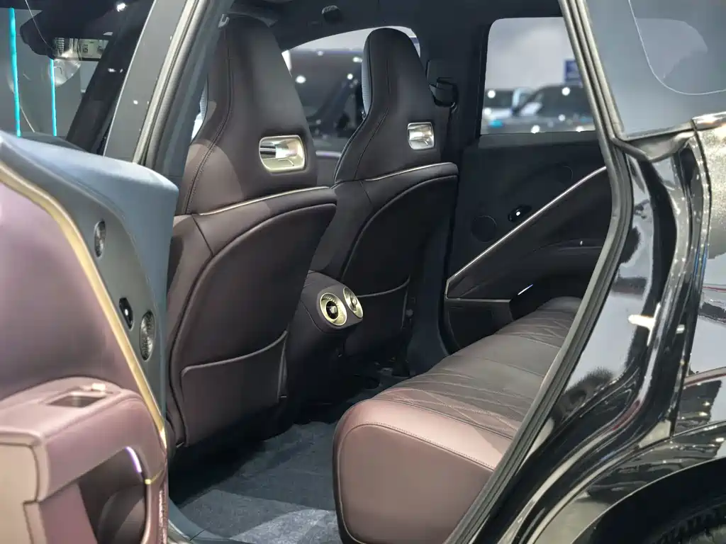 Avita 11 2025 Max extended range version купить на сайте DeffCars