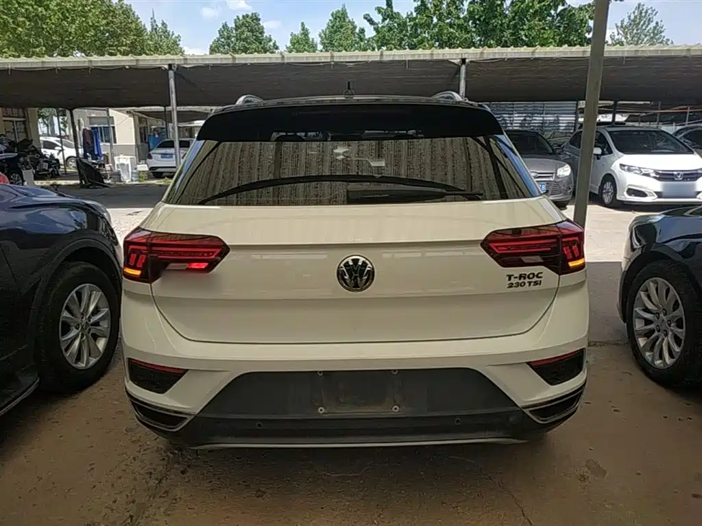 T-ROC 2018 model 230TSI DSG two-wheel drive aggressive model National V купить на сайте DeffCars