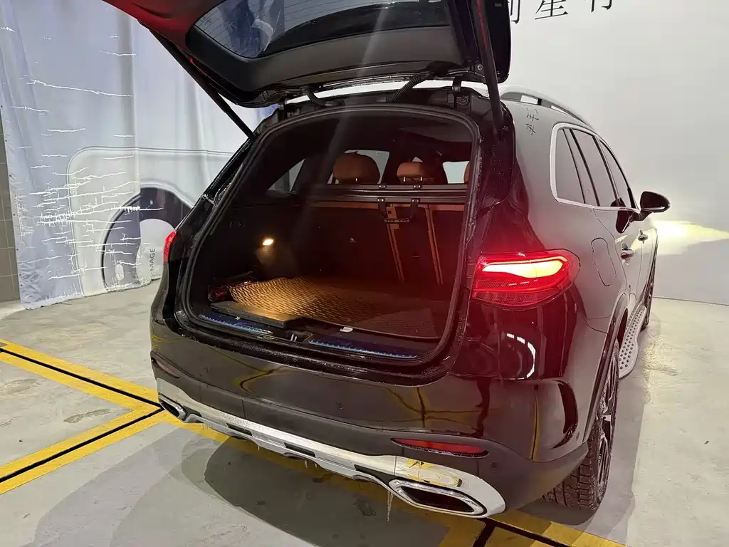 Mercedes-Benz GLC 2024 GLC 260 L 4MATIC luxury model 5 seats купить на сайте DeffCars