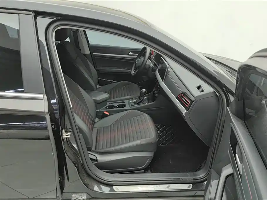 Lavida 2023 300TSI DSG Starry Sky Full Edition купить на сайте DeffCars