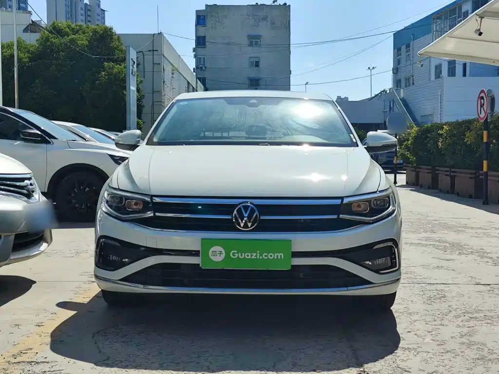 Bora 2023 300TSI DSG Premium Edition купить на сайте DeffCars