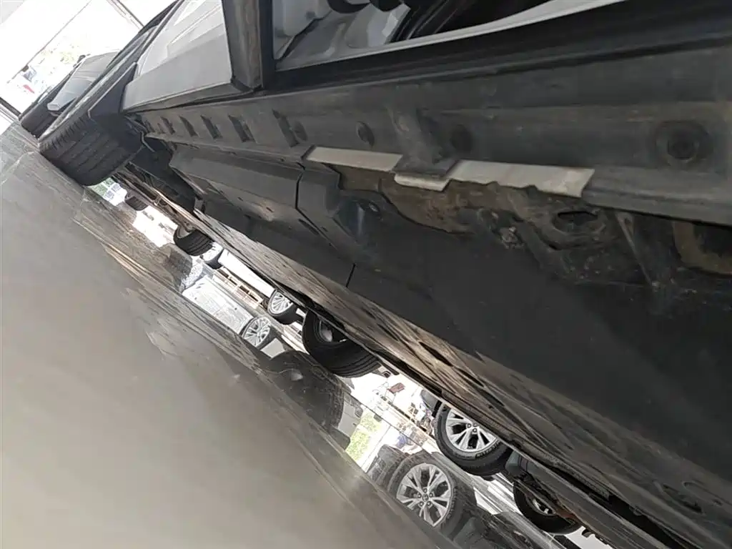 RAV4 Rongfang 2022 2.0L CVT two-wheel drive fashion version купить на сайте DeffCars