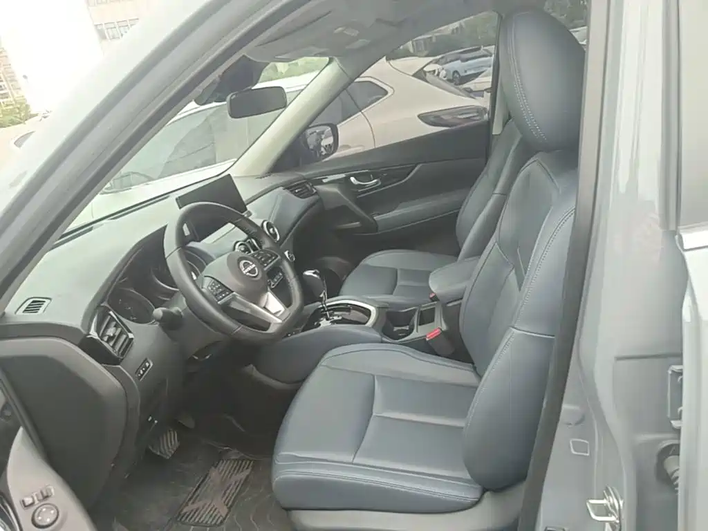 X-Trail 2025 Honor 2.0L Two-wheel Drive Leading Edition купить на сайте DeffCars