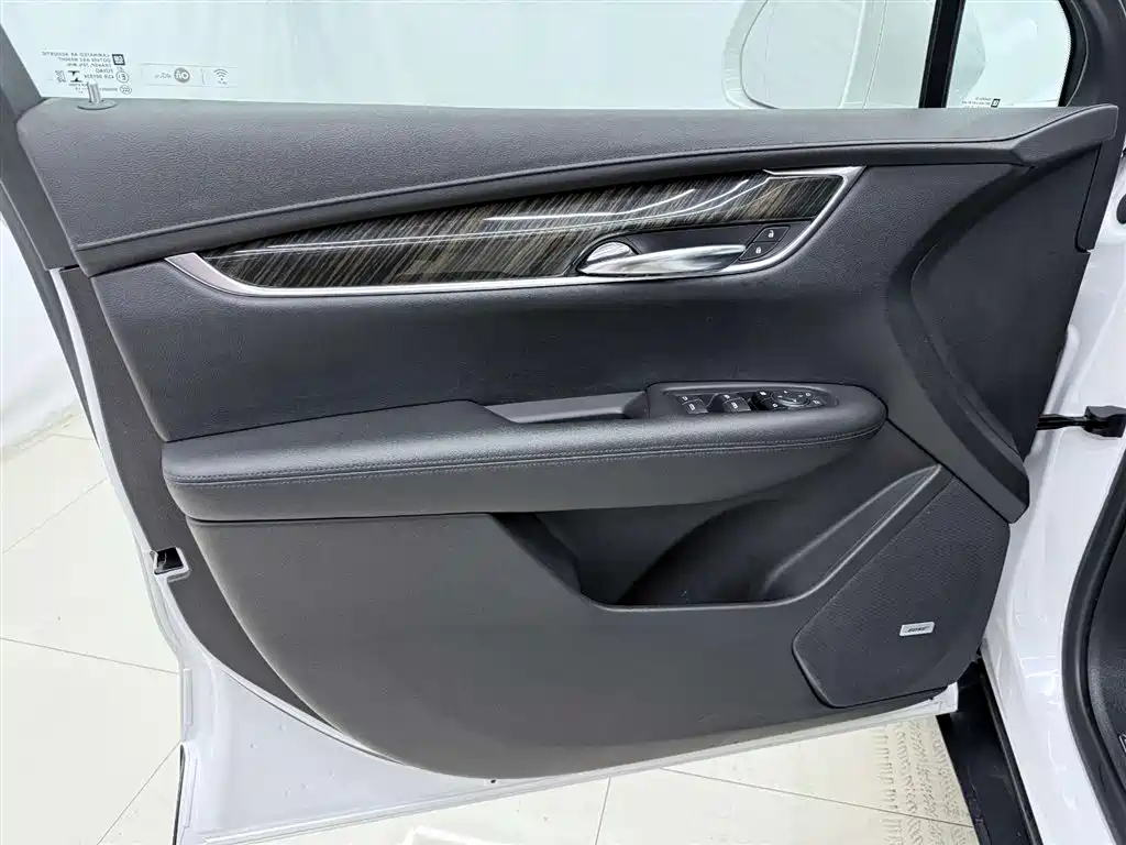 Cadillac XT5 2018 28E four-wheel drive technology купить на сайте DeffCars
