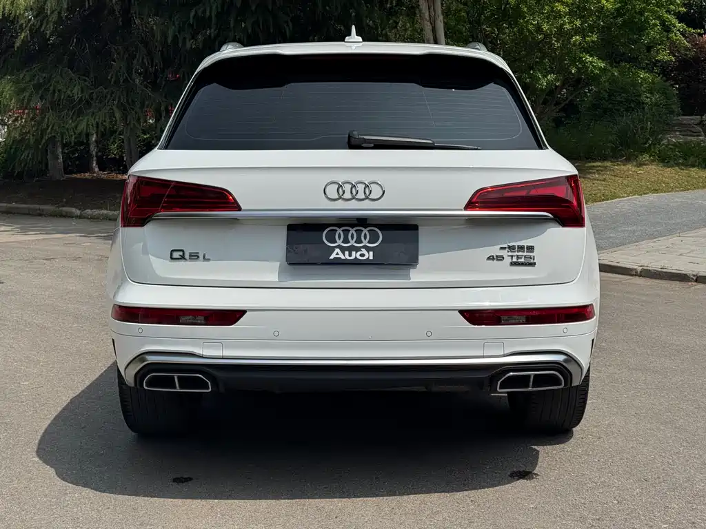 Audi Q5L 2022 45T luxury and dynamic model купить на сайте DeffCars