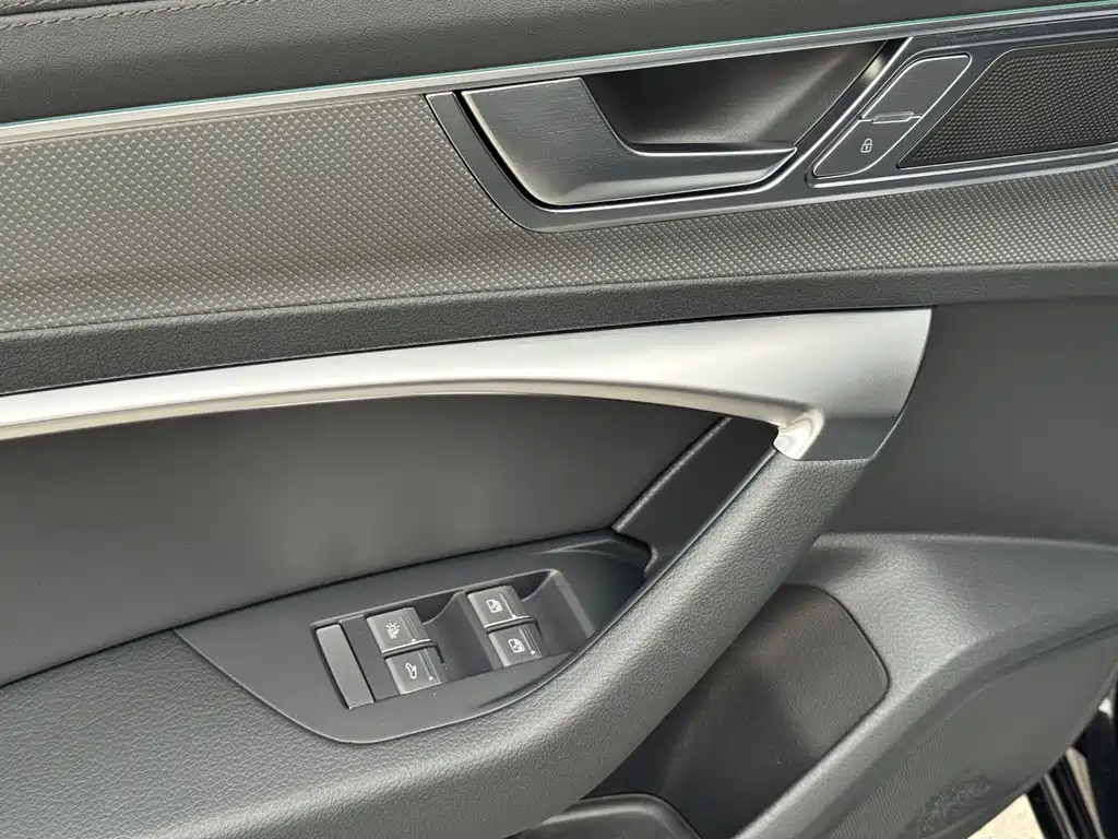 Audi A6L 2024 45 TFSI Premium Dynamic Model купить на сайте DeffCars