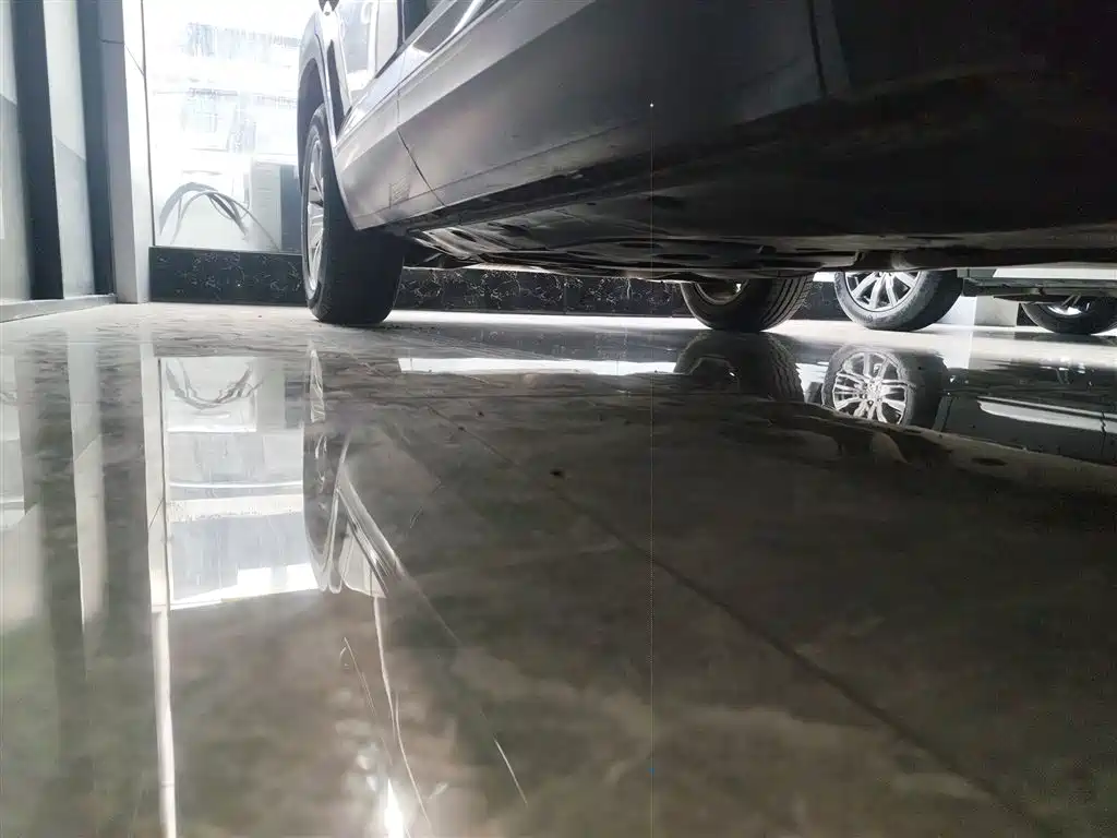 Touron 2020 380TSI four-wheel drive comfort version National VI купить на сайте DeffCars