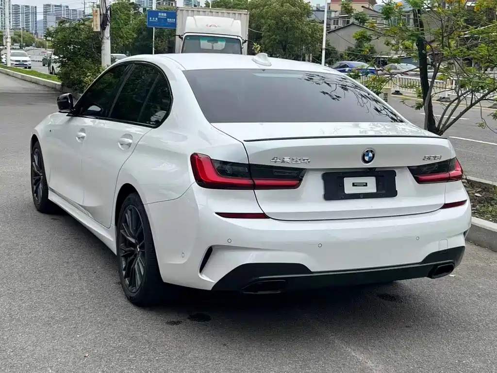 BMW 3 Series 2021 325i M Sports Night Package купить на сайте DeffCars