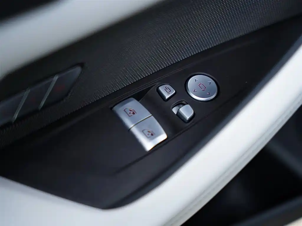 BMW M4 2024 M4 Coupe Thunder Edition купить на сайте DeffCars