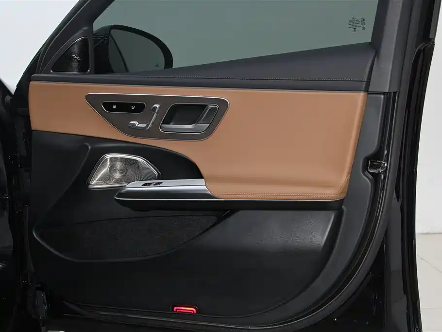 Mercedes-Benz E-Class 2025 facelift E 300 L luxury model купить на сайте DeffCars