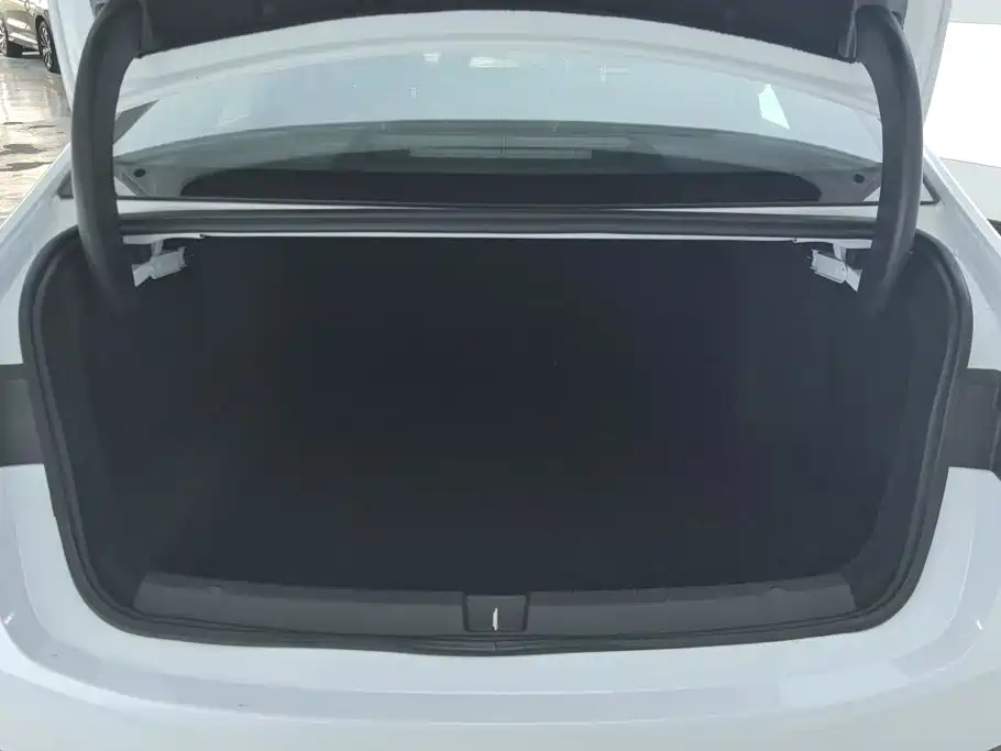 Qin PLUS 2025 DM-i Smart Driving Edition 55KM Transcendent Type купить на сайте DeffCars
