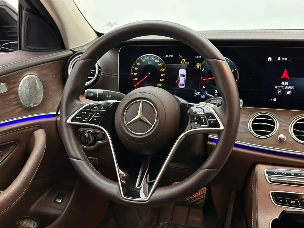 Mercedes-Benz E-Class 2021 E 300 L Luxury Model купить на сайте DeffCars