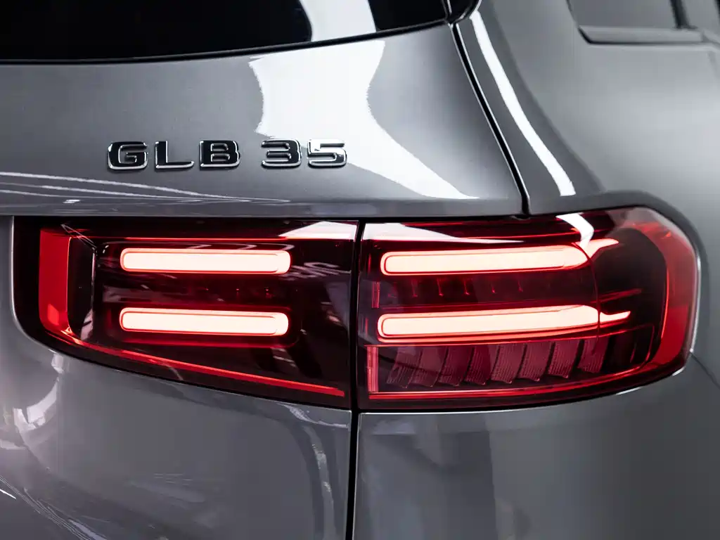 Mercedes-Benz GLB AMG 2024 AMG GLB 35 4MATIC купить на сайте DeffCars