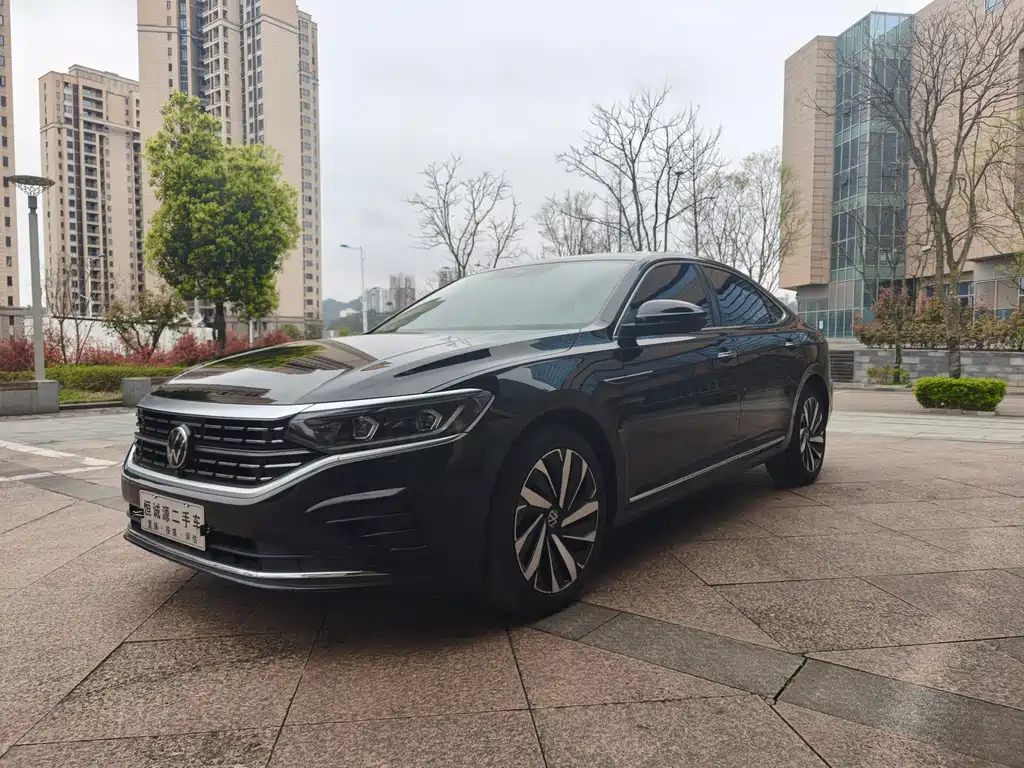 Passat 2023 facelift 330TSI luxury version купить на сайте DeffCars
