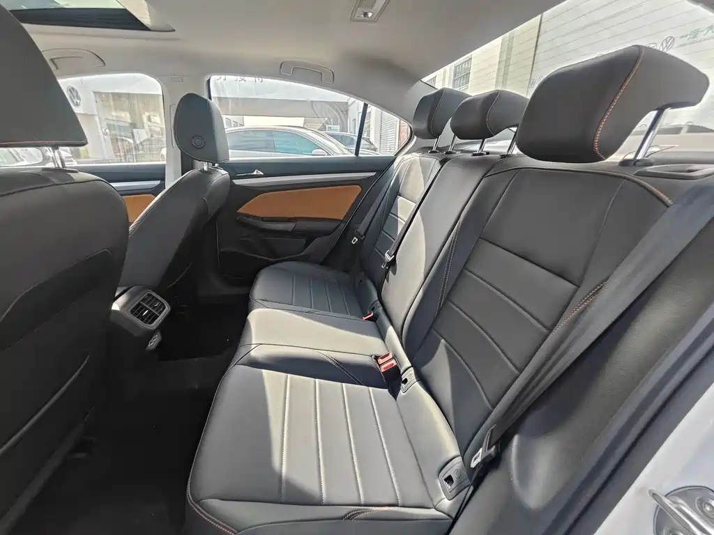 Bora 2026 model 200TSI DSG Yuexing PRO version купить на сайте DeffCars