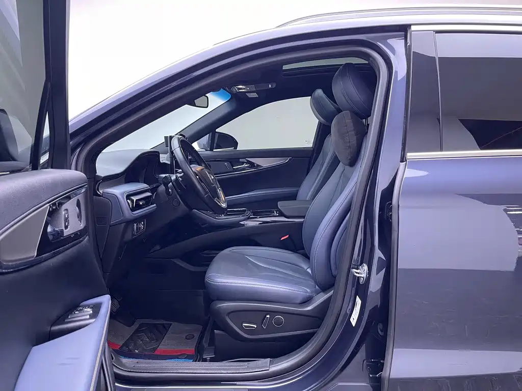 Voyager 2022 2.7T four-wheel drive elegant version купить на сайте DeffCars