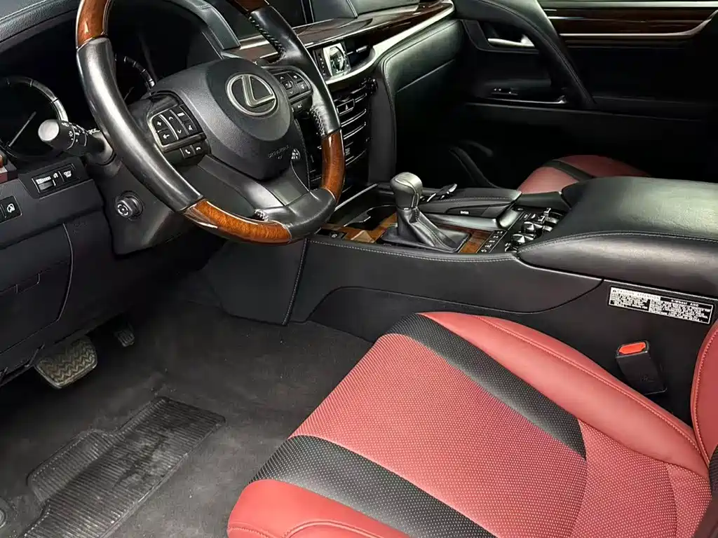 Lexus LX 2019 570 Dynamic Luxury Edition купить на сайте DeffCars