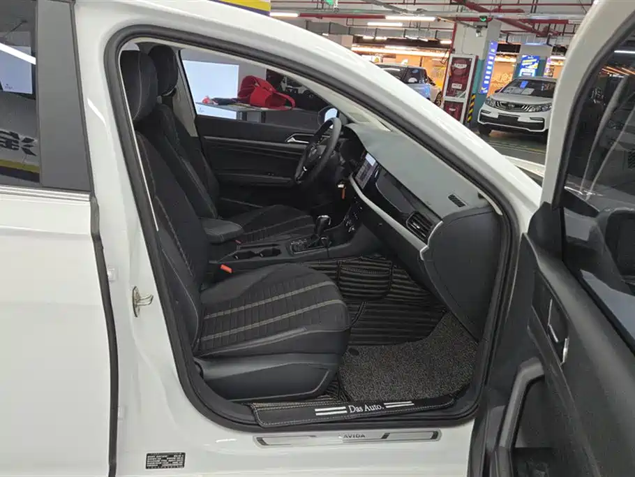 Lavida 2019 280TSI DSG Comfort Edition National VI купить на сайте DeffCars