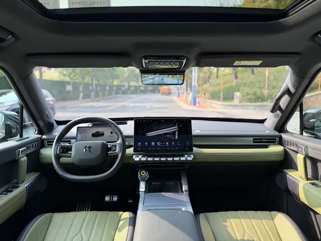 Warrior M817 2025 Pro купить на сайте DeffCars