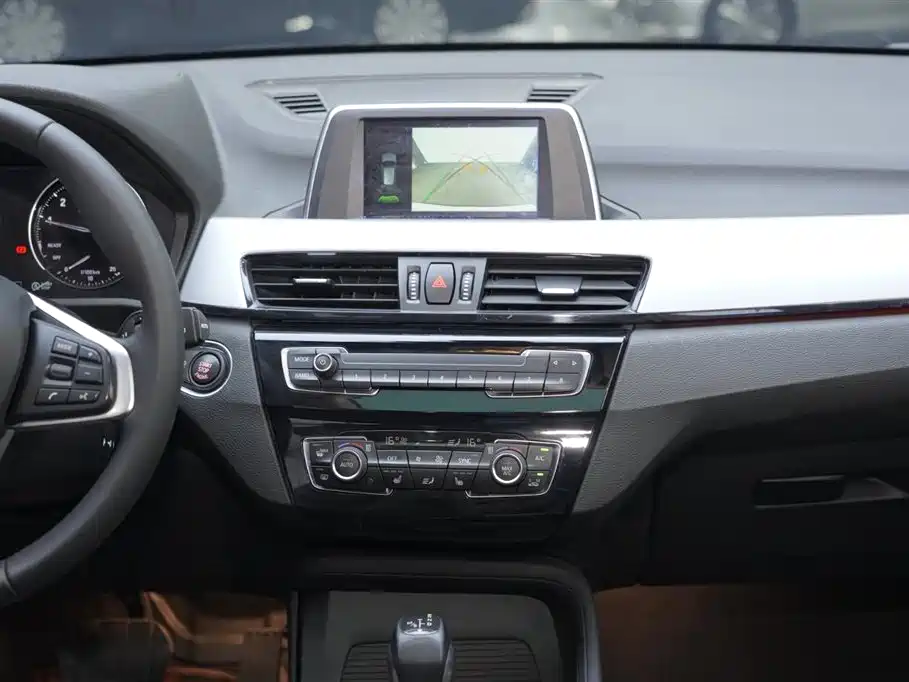 BMW X1 2019 sDrive18Li Fashion Model купить на сайте DeffCars