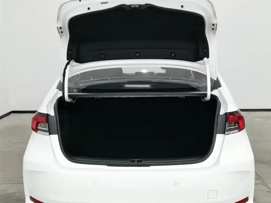 Corolla 2021 1.2T S-CVT Pioneer PLUS Edition купить на сайте DeffCars