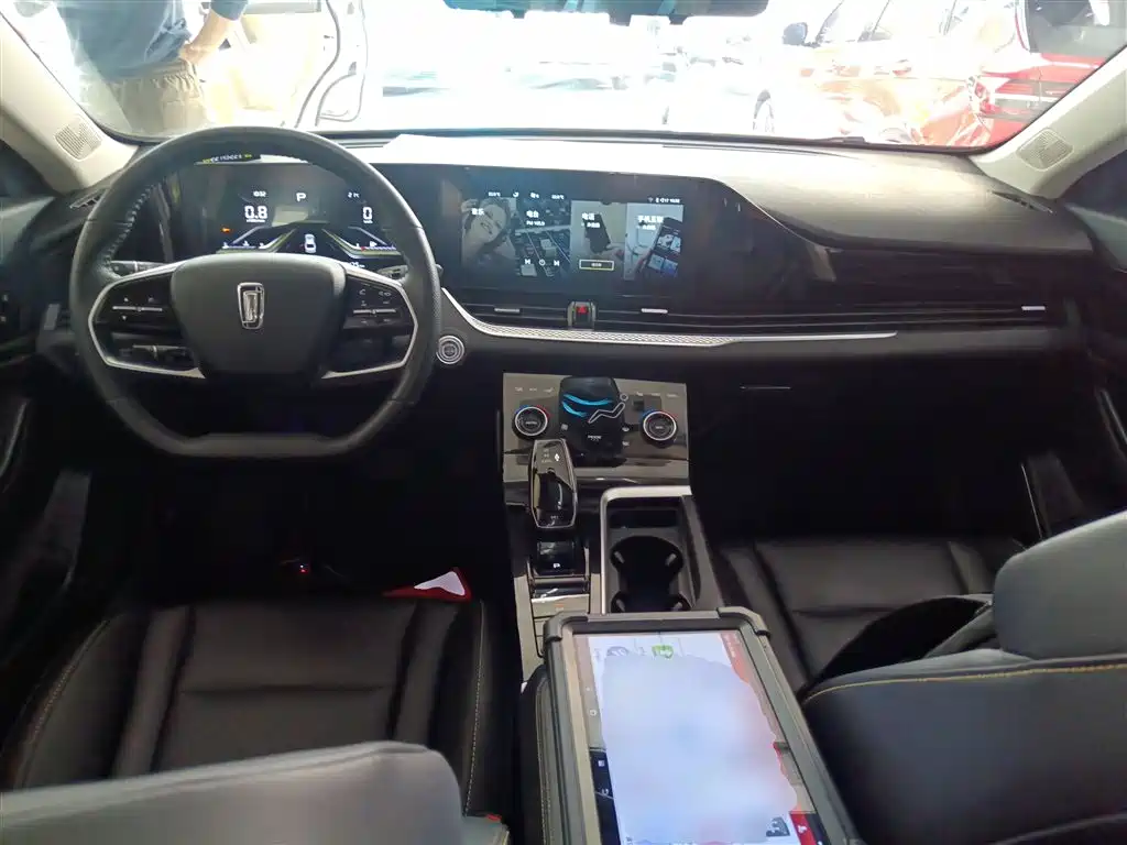 Pentium B70 2023 third generation 1.5T automatic enjoyment type 70th anniversary commemorative edition купить на сайте DeffCars