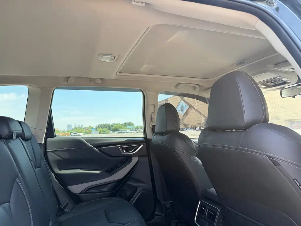 Forester 2022 2.0i AWD Deluxe Edition EyeSight купить на сайте DeffCars