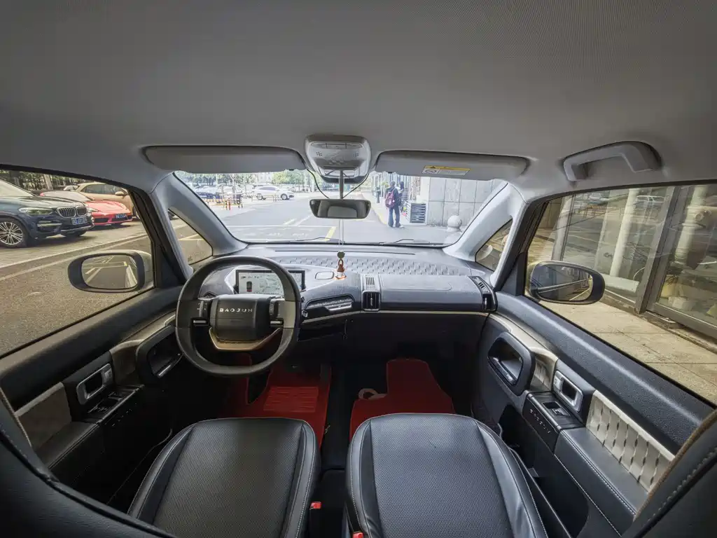 Baojun KiWi EV 2022 Artist’s Light Edition Lithium Iron Phosphate купить на сайте DeffCars