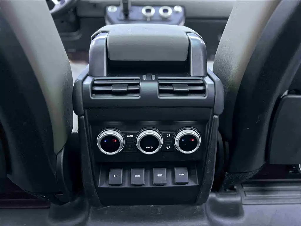 Land Rover Defender 2020 110 P400 HSE купить на сайте DeffCars
