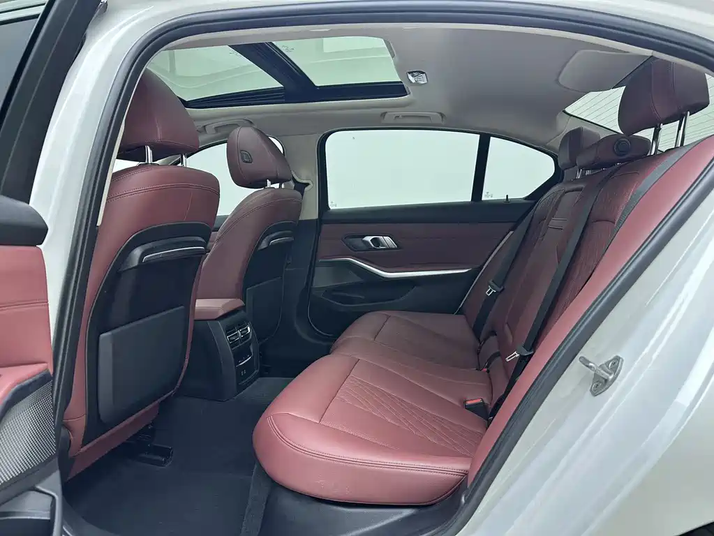 BMW 3 Series 2022 320Li M Sports Package купить на сайте DeffCars