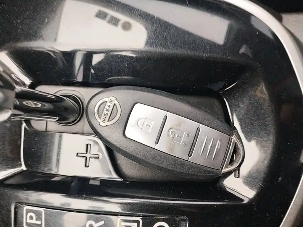 Qashqai 2017 2.0L CVT Deluxe Edition National V купить на сайте DeffCars